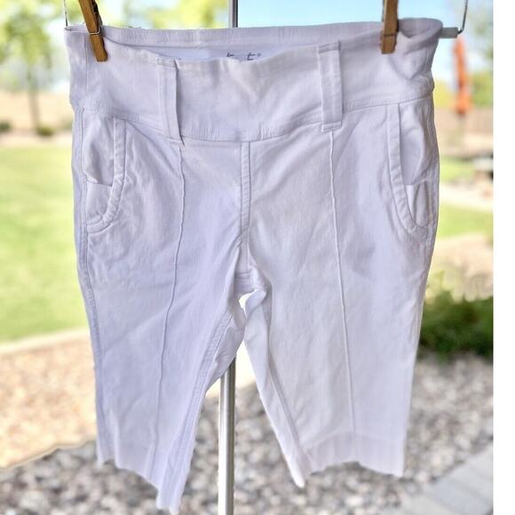 Tail Women’s Pull On Super Stretch Slimming Shorts White XS - Picture 1 of 9